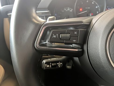 Used 2022 Porsche Macan image 17