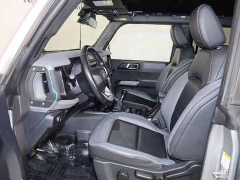 Used 2022 Ford Bronco Black Diamond AWD/4WD image 11