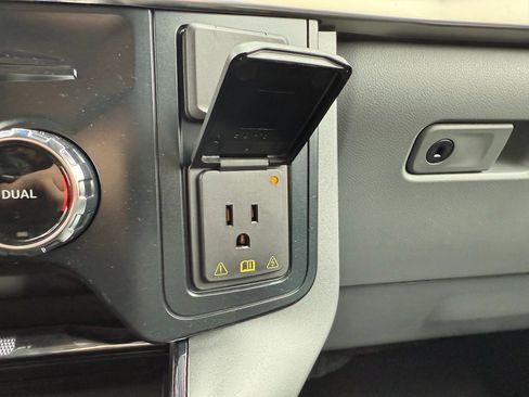 New 2025 Ford F150 Lariat w/ Equipment Group 501A Mid image 55