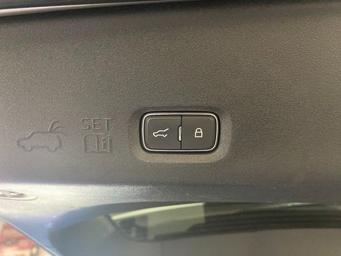 Used 2025 Ford Expedition Max Active AWD/4WD image 25