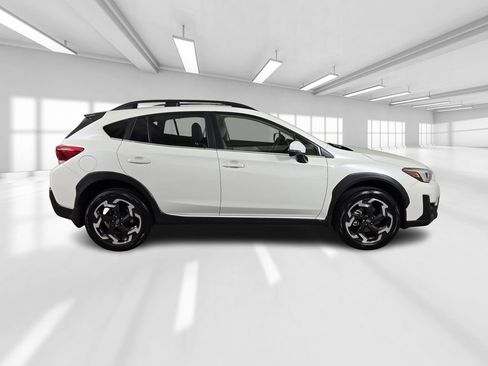 Used 2023 Subaru Crosstrek 2.5i Limited w/ Popular Package #4 image 9