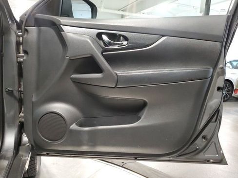 Used 2014 Nissan Rogue SL AWD/4WD image 27