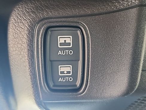 Certified 2024 Jeep Wrangler Sahara image 39