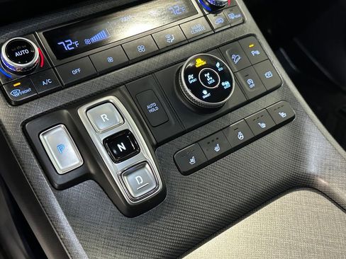 Used 2023 Hyundai Palisade Limited image 23