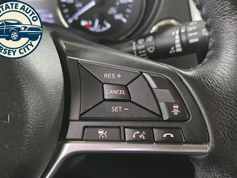 Used 2018 Nissan Rogue Sport SL AWD/4WD image 13
