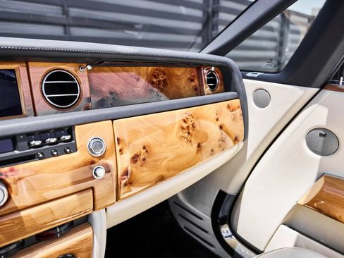 Used 2009 Rolls-Royce Phantom Drophead Coupe RWD image 77