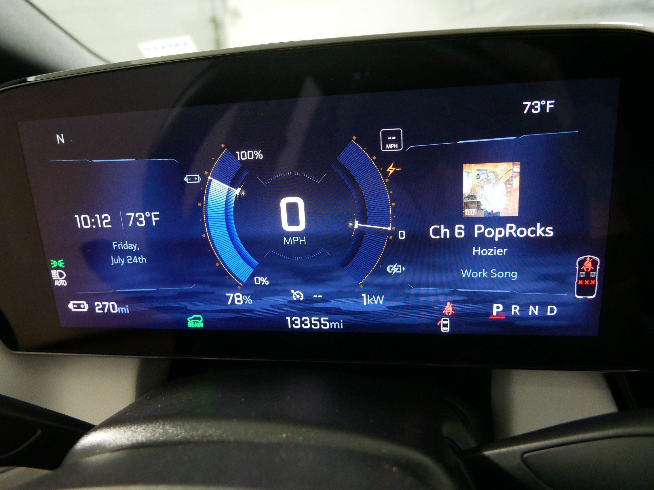Used 2025 Chevrolet Equinox EV LT w/ Convenience Package FWD image 21