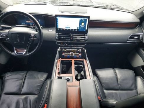 Used 2023 Lincoln Navigator L Reserve AWD/4WD image 28
