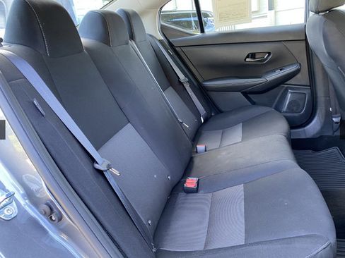 Used 2025 Nissan Sentra SV w/ All-Weather Package FWD image 5