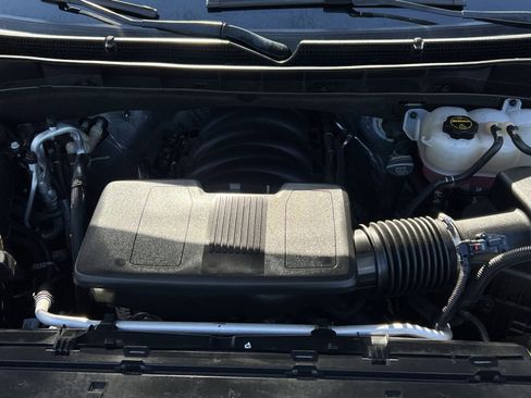 Used 2024 Cadillac Escalade Sport Platinum w/ LPO, Floor Liner Package AWD/4WD image 34