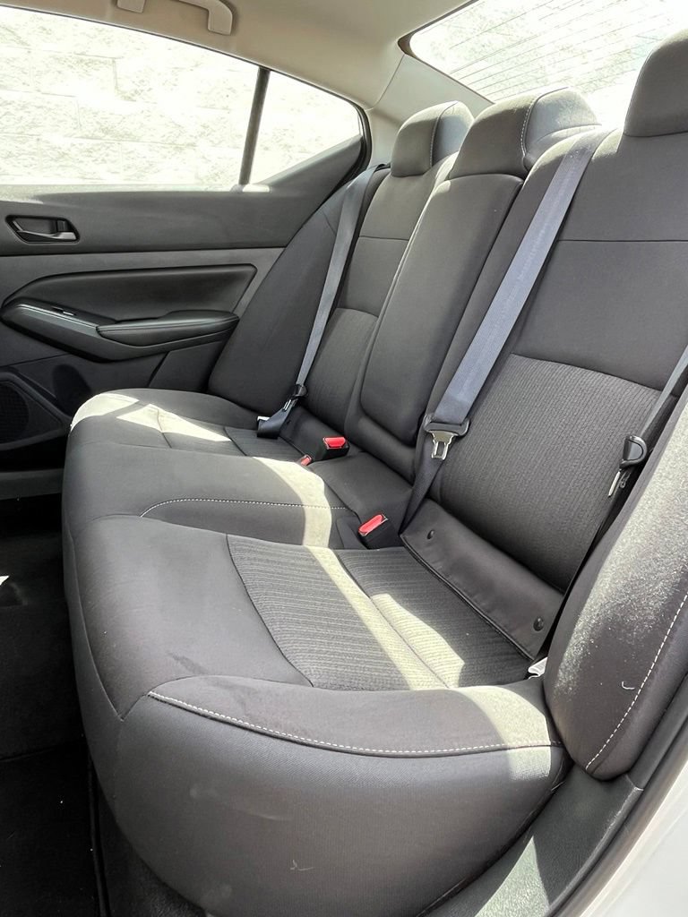 Used 2025 Nissan Altima 2.5 SV AWD/4WD image 22