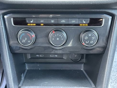 Used 2022 Volkswagen Tiguan S image 27