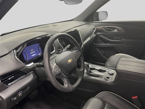 Used 2023 Chevrolet Traverse Premier AWD/4WD image 12