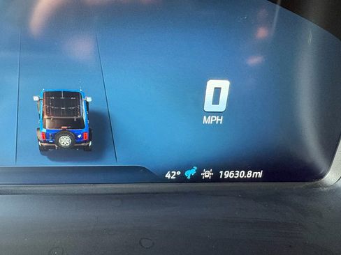 Used 2025 Ford Bronco Big Bend image 17