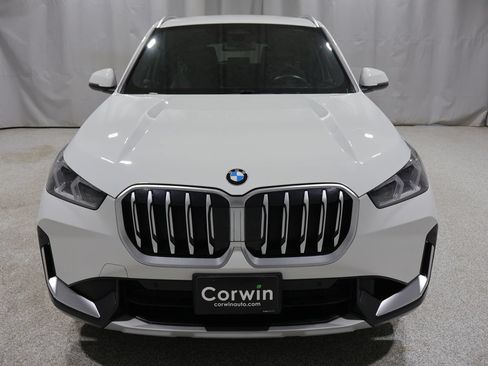 Used 2025 BMW X1 xDrive28i AWD/4WD image 7