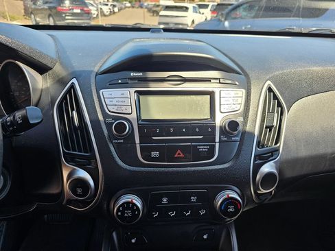 Used 2013 Hyundai Tucson GLS AWD/4WD image 25