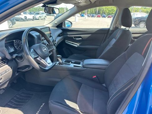 Used 2025 Nissan Sentra SR FWD image 10