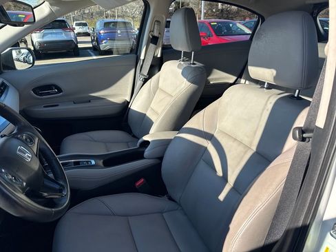 Used 2018 Honda HR-V EX-L image 15
