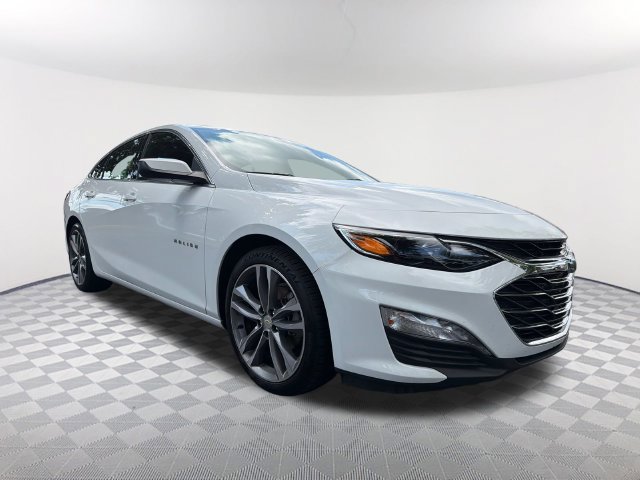 Used 2022 Chevrolet Malibu LT FWD image 3