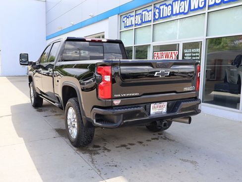 Certified 2023 Chevrolet Silverado 3500 High Country AWD/4WD image 8
