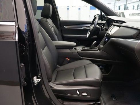 Certified 2024 Cadillac XT6 Luxury w/ LPO, Floor Liner Package AWD/4WD image 13