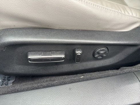 Used 2018 Honda Accord EX-L image 21