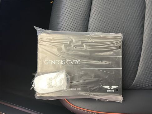 New 2026 Genesis GV70 3.5T Sport Advanced image 28
