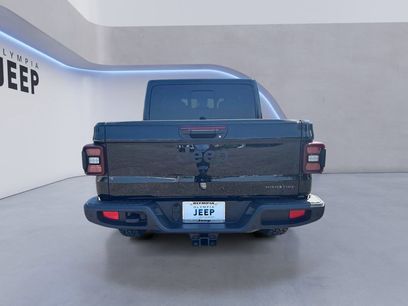 New 2025 Jeep Gladiator Sport