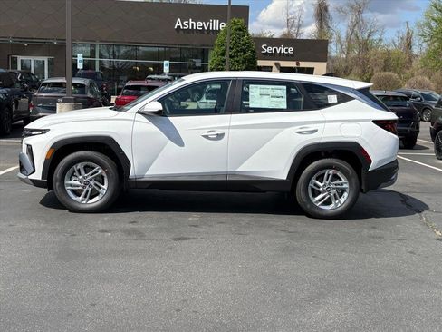New 2026 Hyundai Tucson SE AWD/4WD image 17
