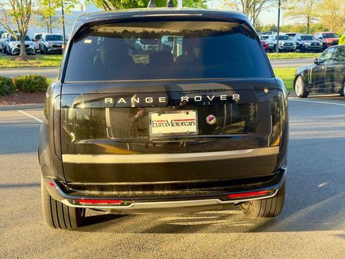 New 2026 Land Rover Range Rover SE image 7