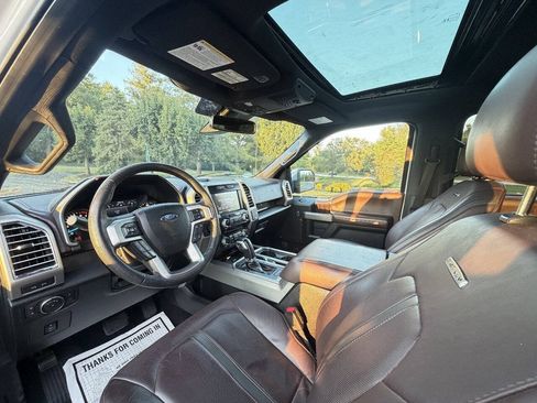Used 2015 Ford F150 Platinum w/ Equipment Group 701A Luxury AWD/4WD image 6