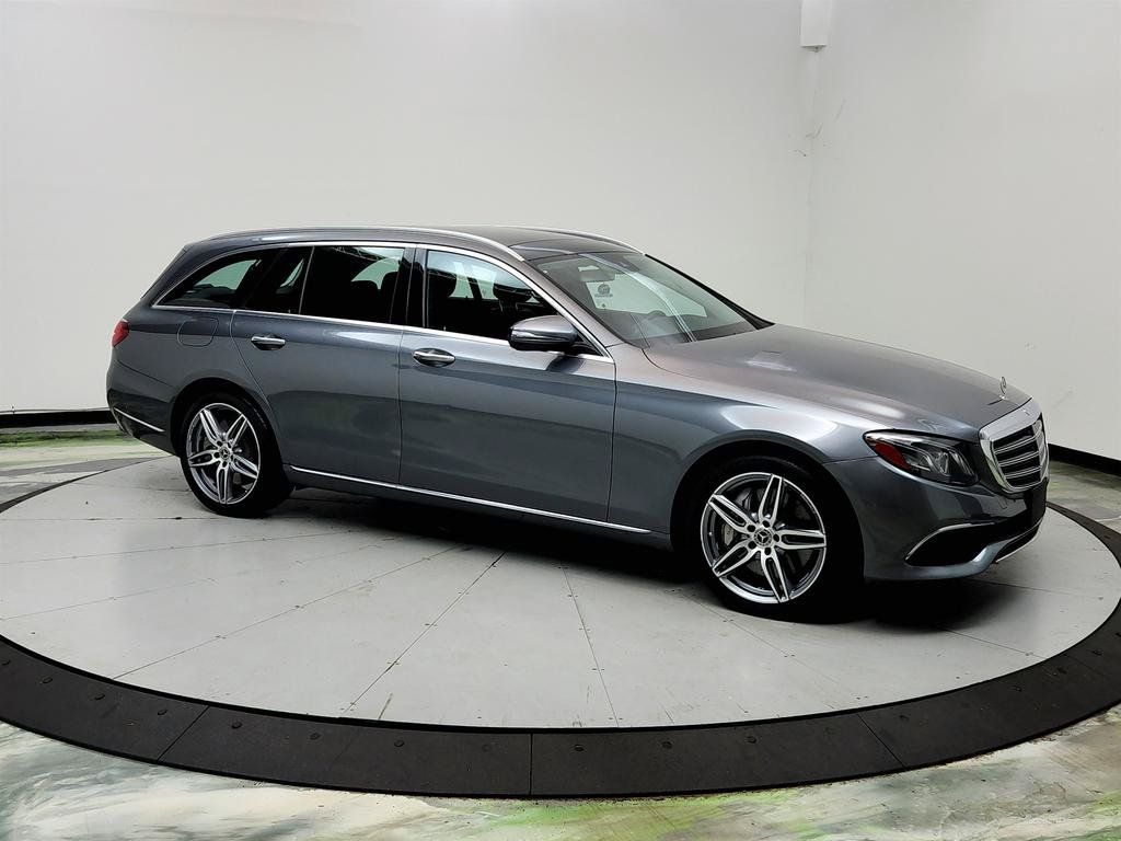 Used 2018 Mercedes-Benz E 400 4MATIC Wagon image 3