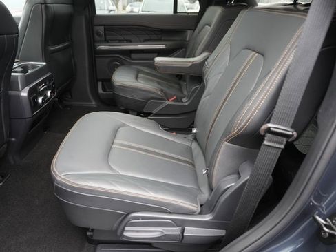 Certified 2023 Ford Expedition Platinum image 13