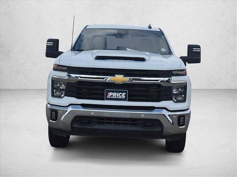Used 2025 Chevrolet Silverado 2500 LT w/ Safety Package AWD/4WD image 2
