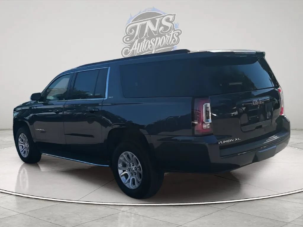 Used 2020 GMC Yukon XL SLT w/ Open Road Package AWD/4WD image 3