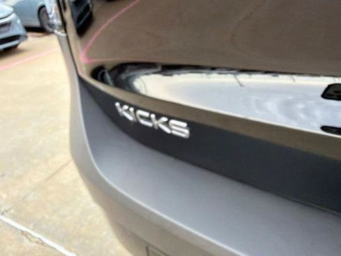 Certified 2025 Nissan Kicks SR AWD/4WD image 12