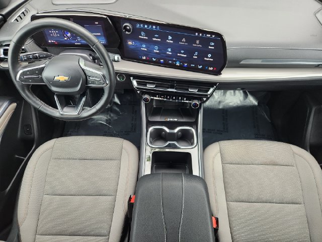Used 2026 Chevrolet Traverse LT w/ Driver Confidence Package FWD image 25