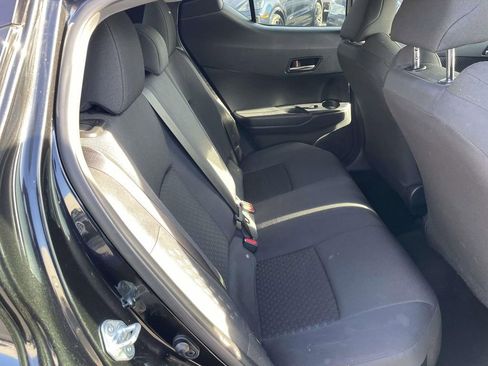 Used 2021 Toyota C-HR LE image 42