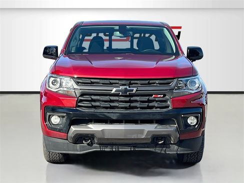 Used 2021 Chevrolet Colorado Z71 image 2