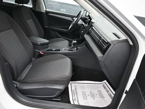 Used 2025 Volkswagen Jetta S FWD image 8
