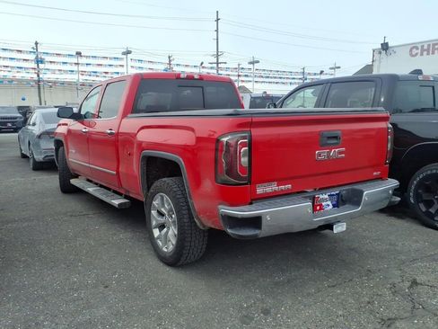 Used 2018 GMC Sierra 1500 SLT w/ SLT Premium Package image 4