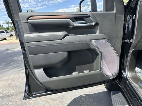 New 2025 GMC Sierra 2500 Denali w/ Denali Reserve Package image 23