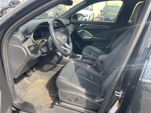 Used 2023 Audi Q3 2.0T Premium w/ Convenience Package AWD/4WD image 8