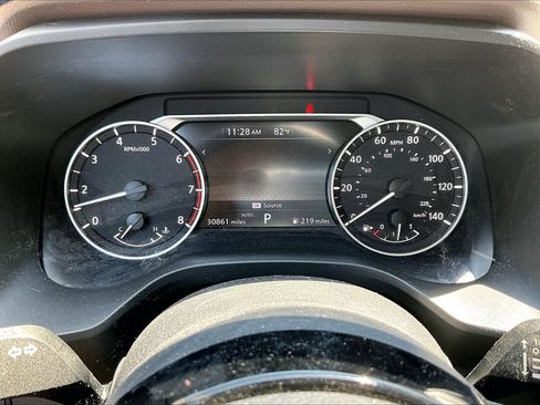 Used 2023 Nissan Rogue SV AWD/4WD image 8