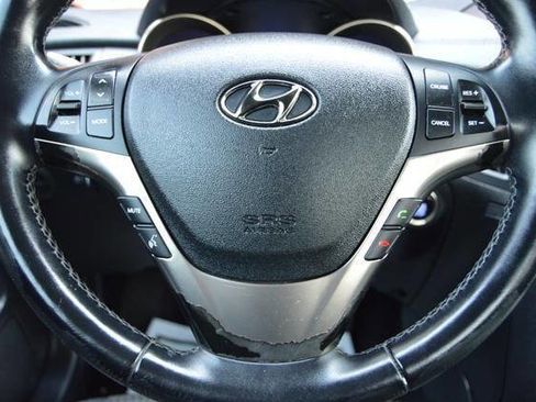 Used 2014 Hyundai Genesis 2.0T image 18