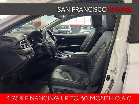 Certified 2023 Toyota Camry SE w/ Convenience Package image 11