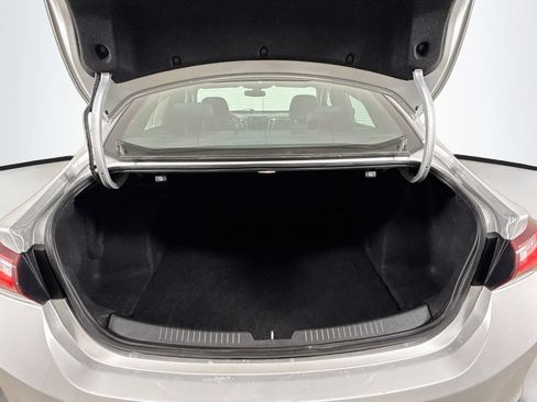 Used 2020 Chevrolet Malibu LT FWD image 30