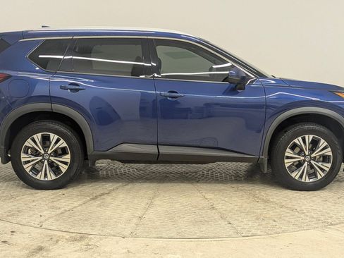 Used 2021 Nissan Rogue SV w/ Premium Package image 7