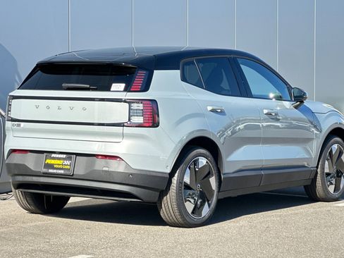 New 2025 Volvo EX30 Ultra w/ Protection Package Premier image 5