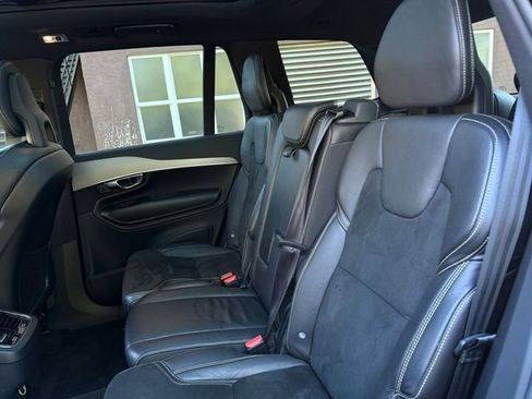 Used 2016 Volvo XC90 T6 R-Design w/ Vision Package image 32